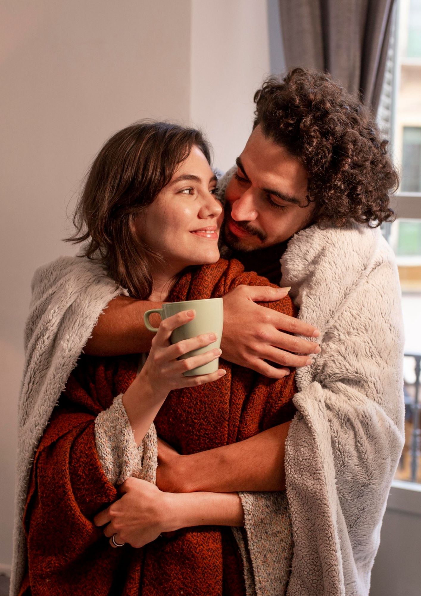 Esta gesto fortalece la conexión emocional en la relación de pareja